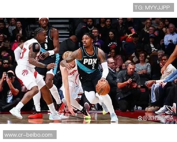 凯莱布乐福半场表现低迷仅获2篮板正负值惨淡19引发热议